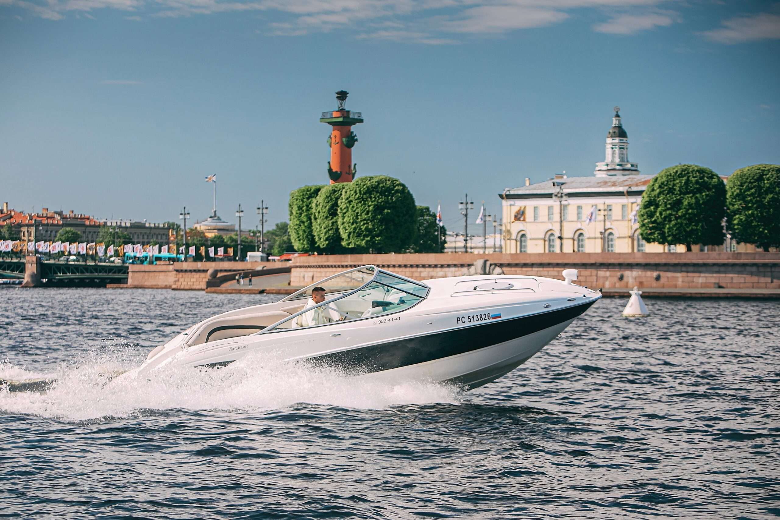 Катер Maxum 2400 SC 9