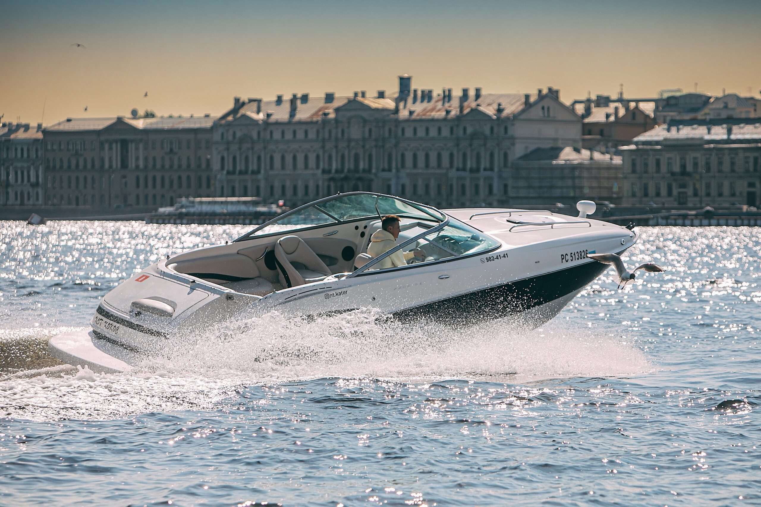 Катер Maxum 2400 SC 10