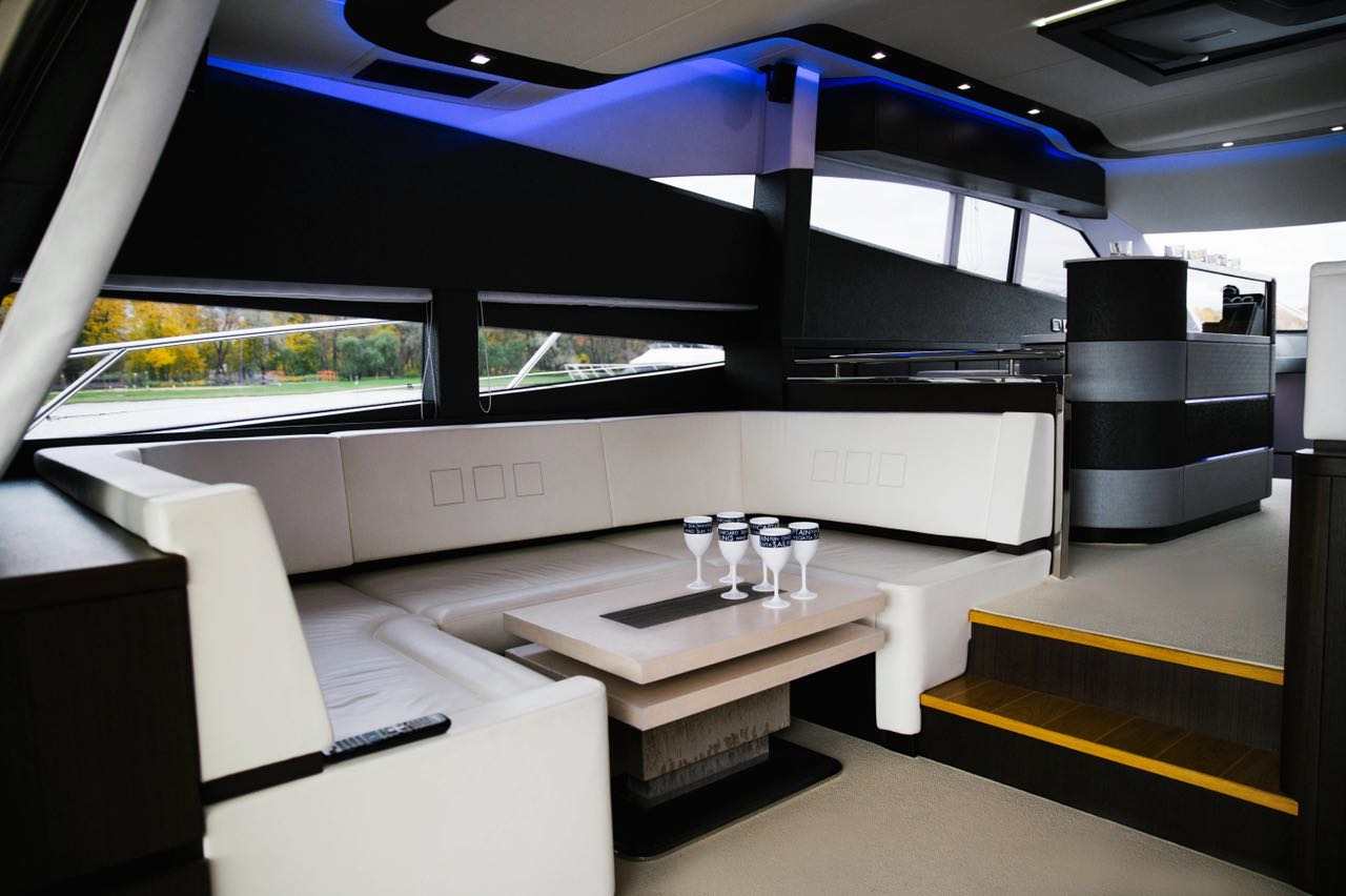Яхта GALEON 640 10