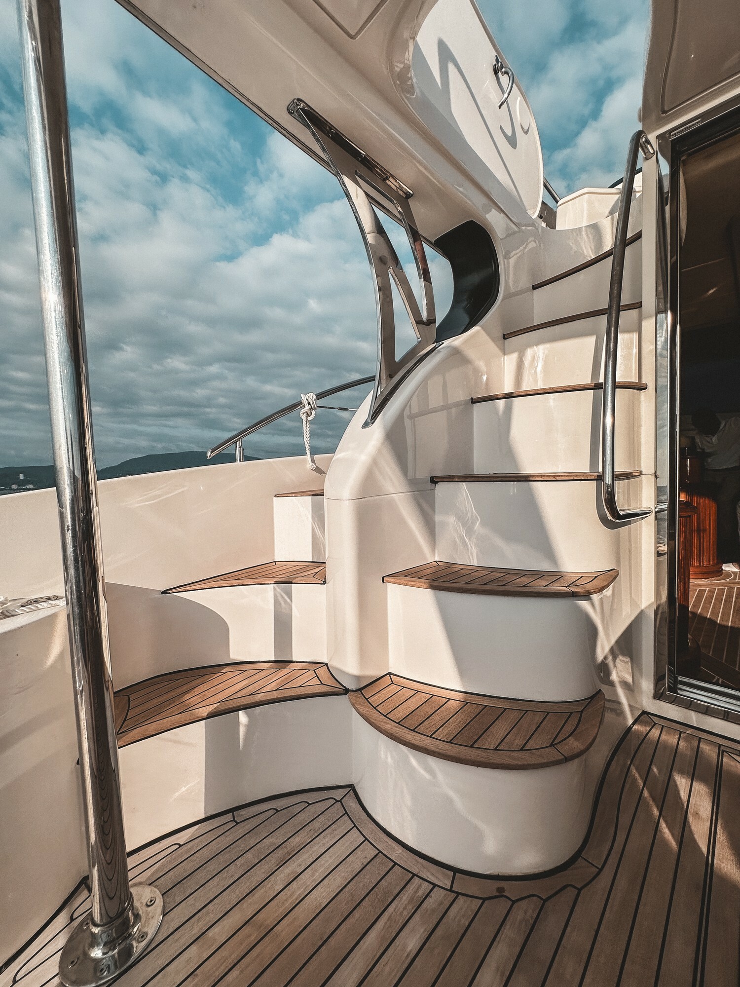 Яхта Azimut 46 13
