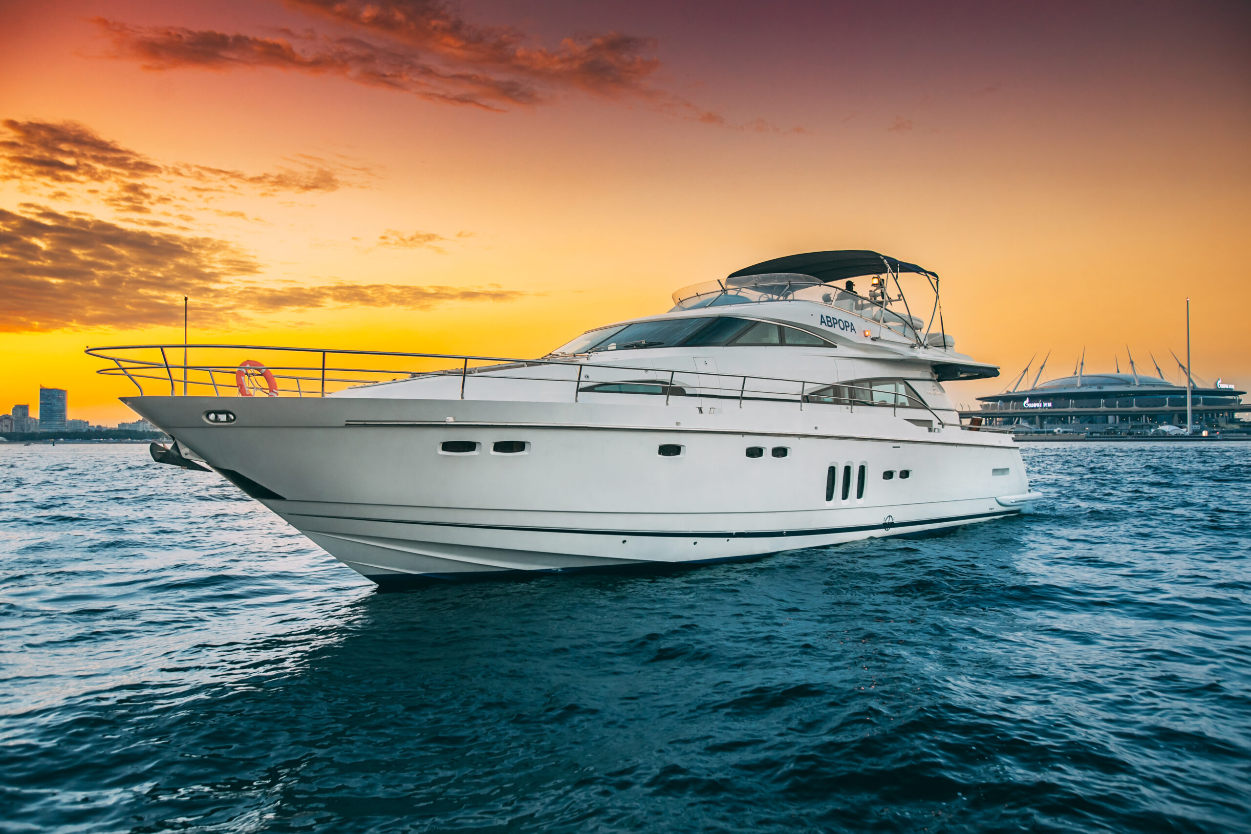 Яхта Fairline Squadron 68 (Аврора) 12