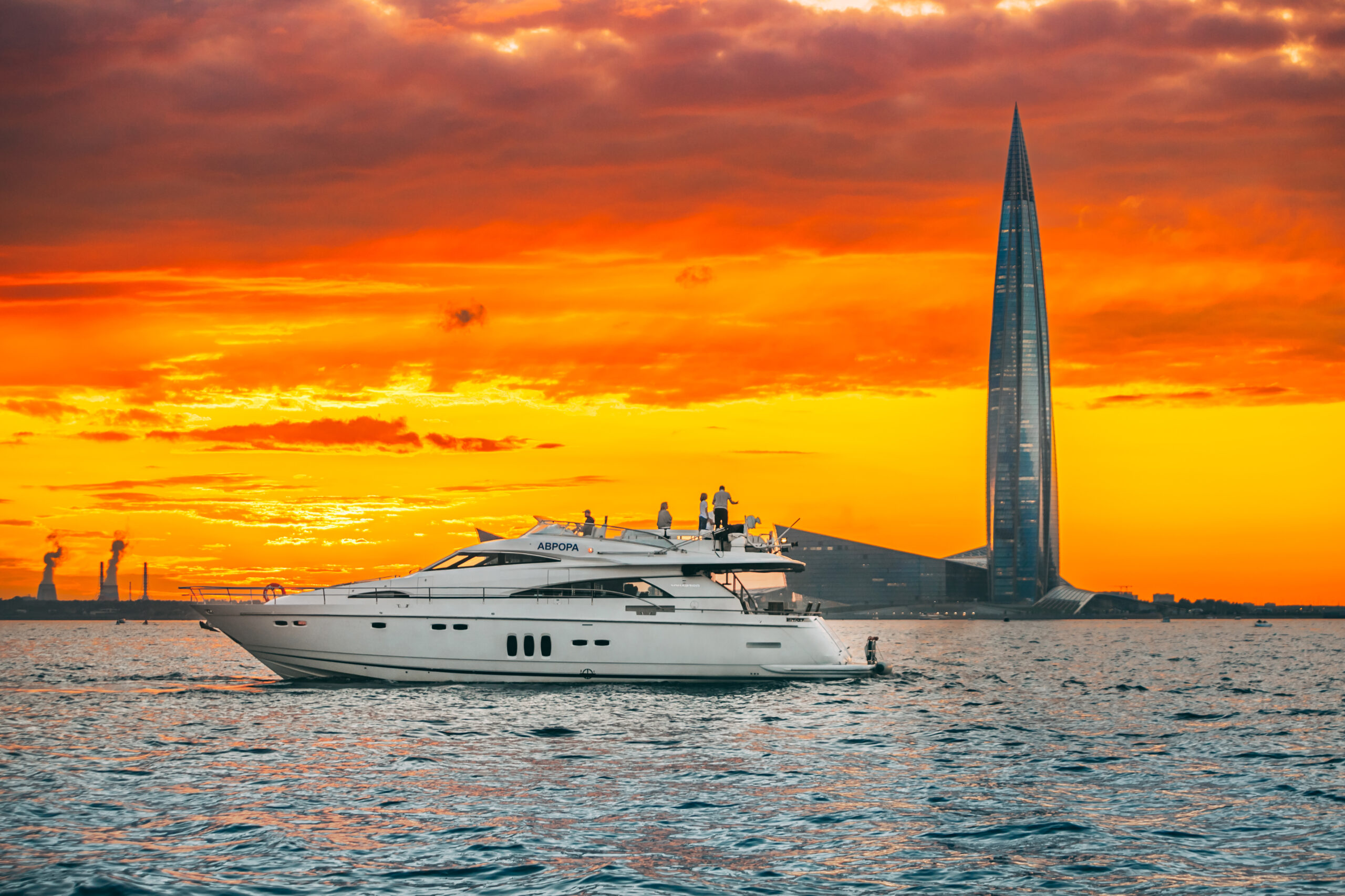 Яхта Fairline Squadron 68 (Аврора) 47