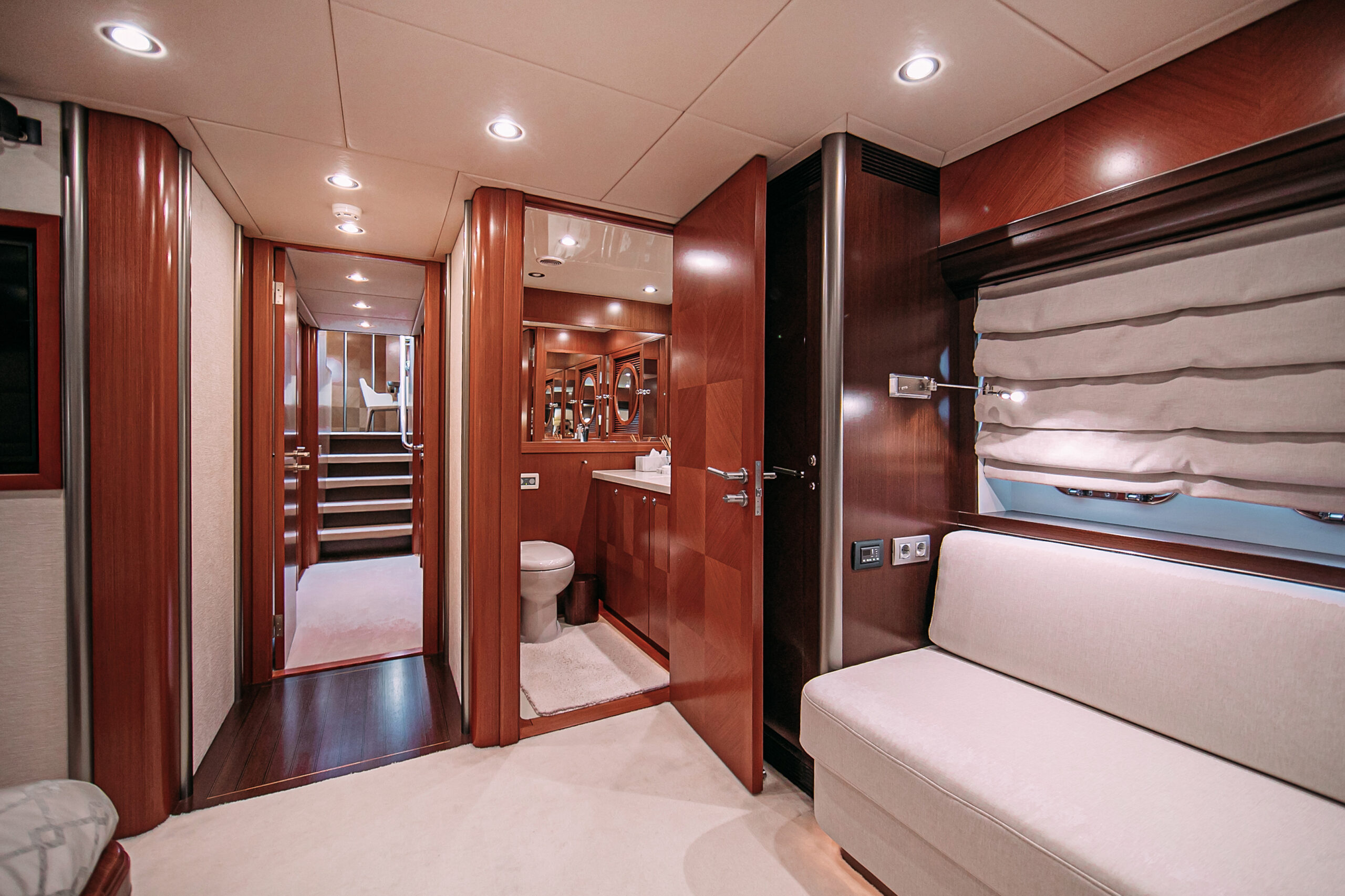 Яхта ATLANTIS 27