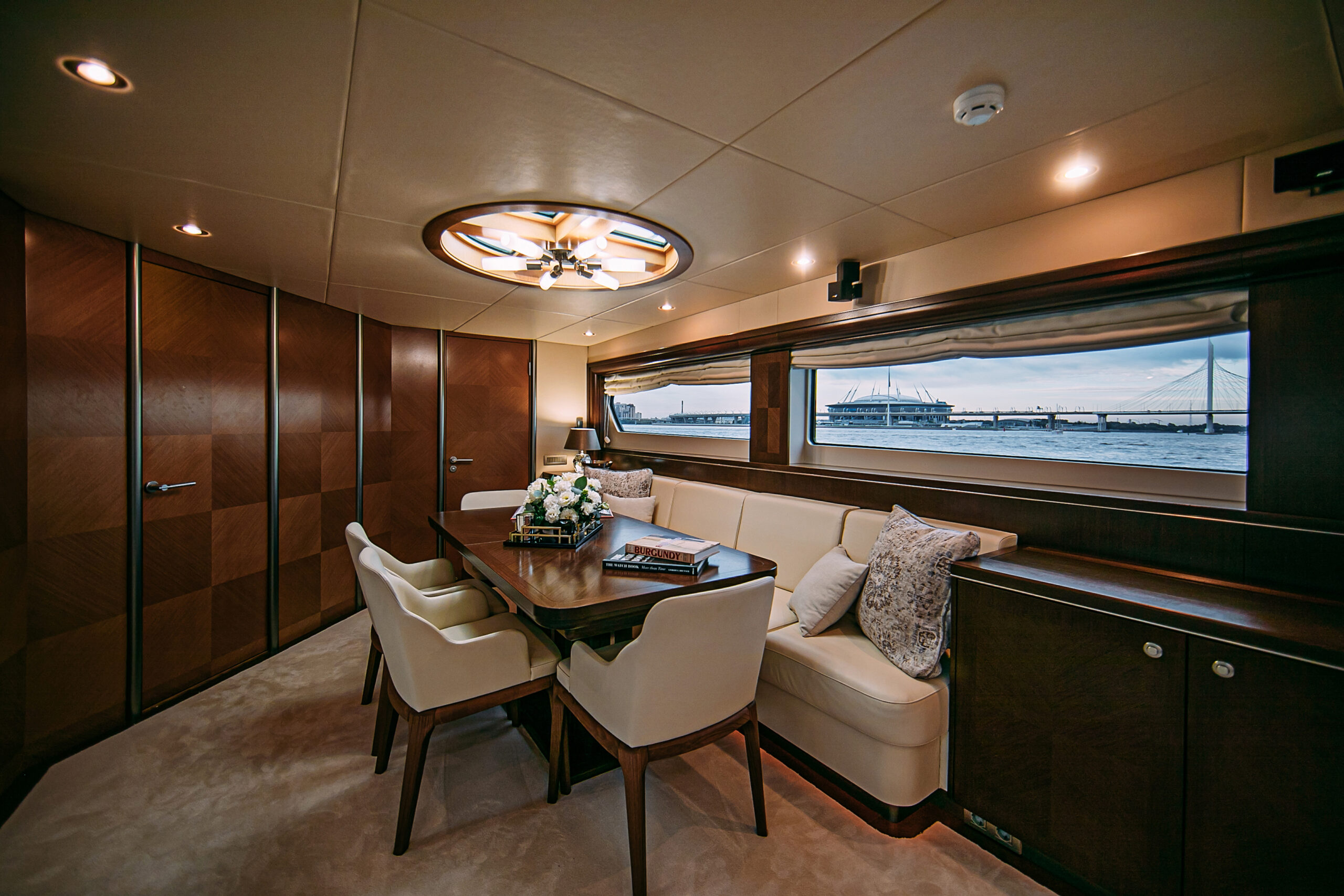 Яхта ATLANTIS 37