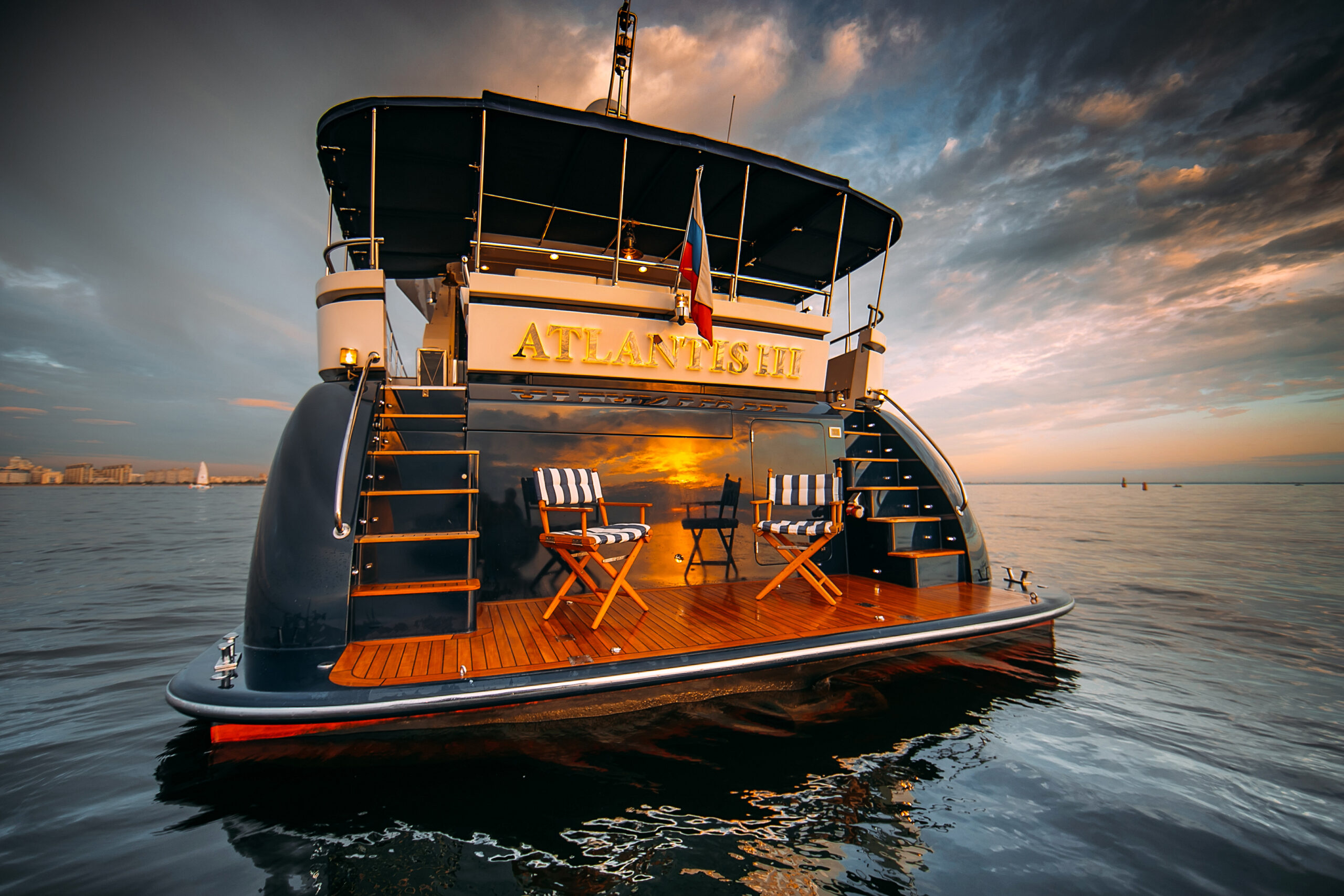 Яхта ATLANTIS 8