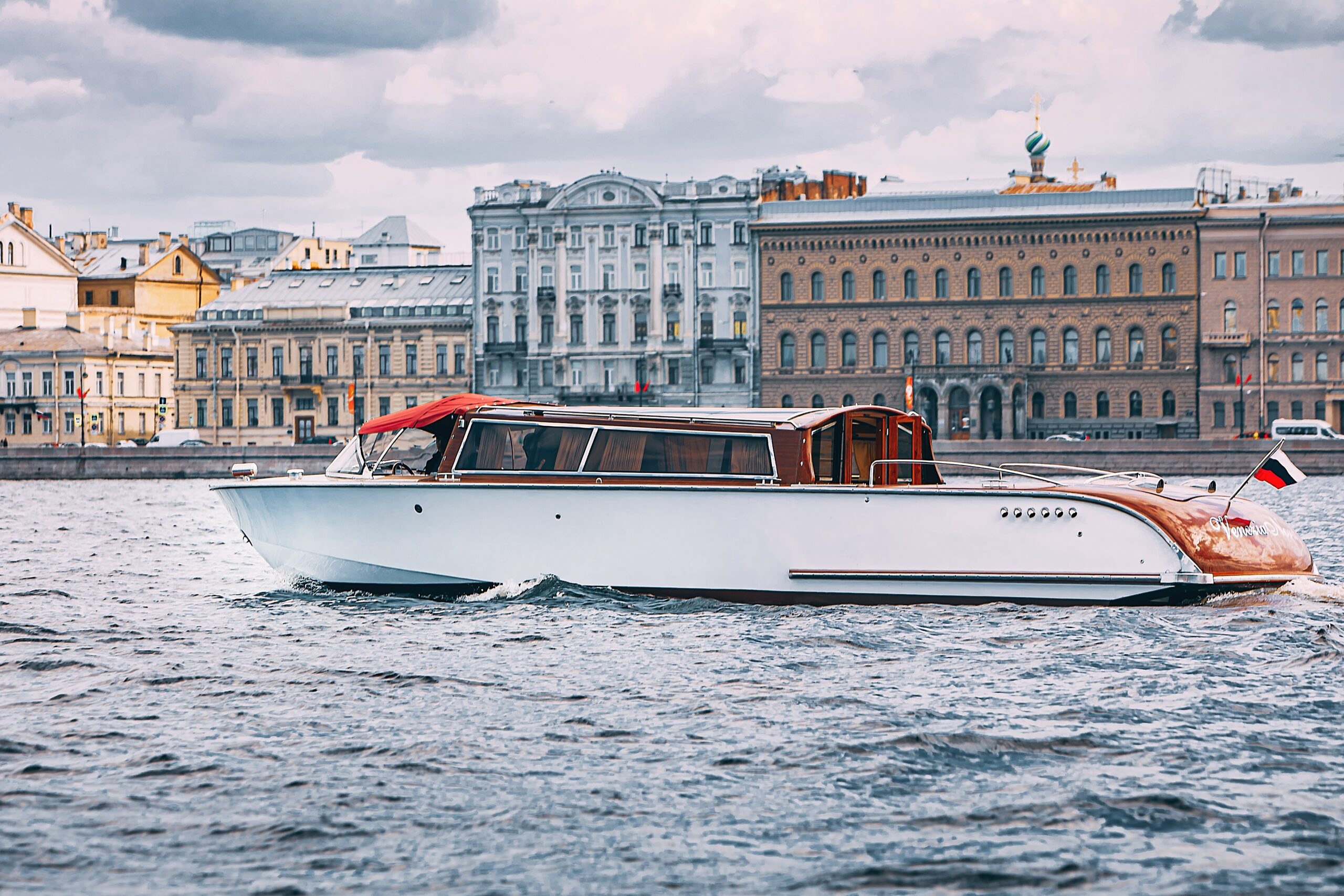 Катер Venezia Nord 5