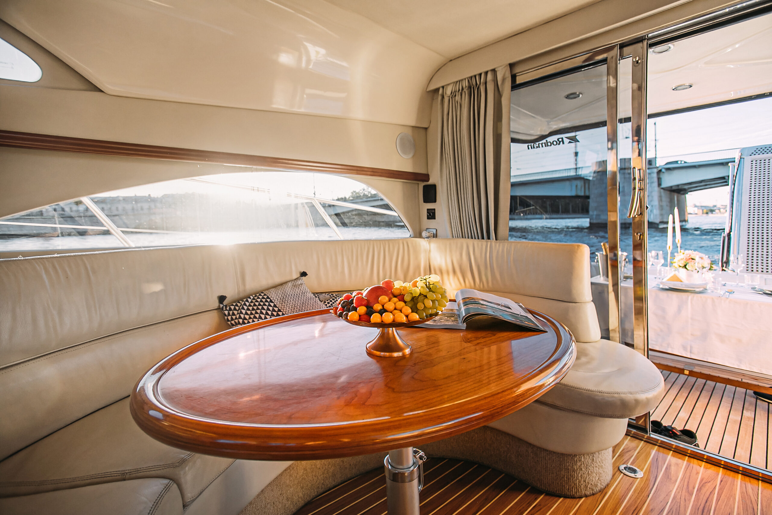 Яхта Rodman 44 Holiday 8