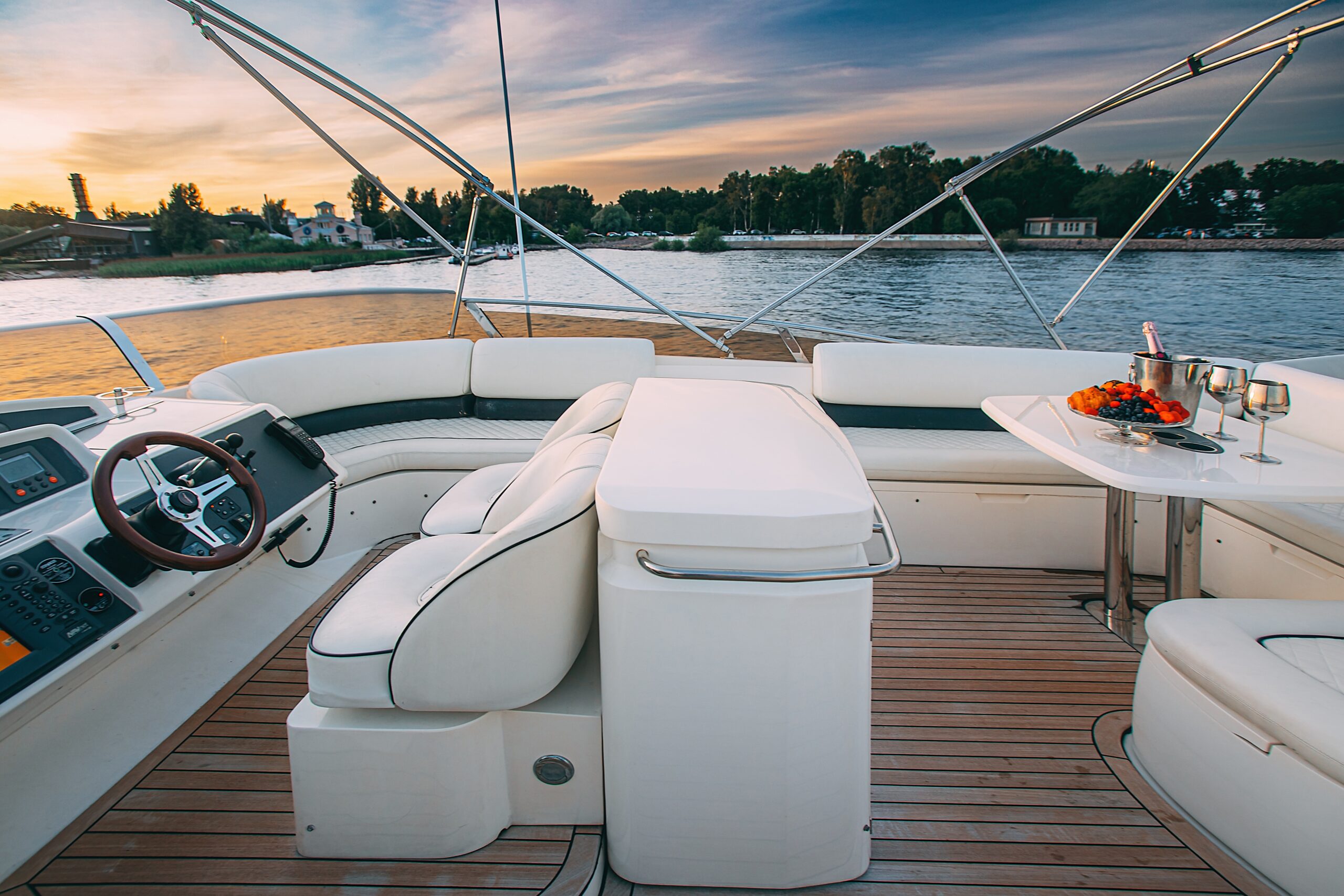 Яхта Princess 57 Esperanza 11
