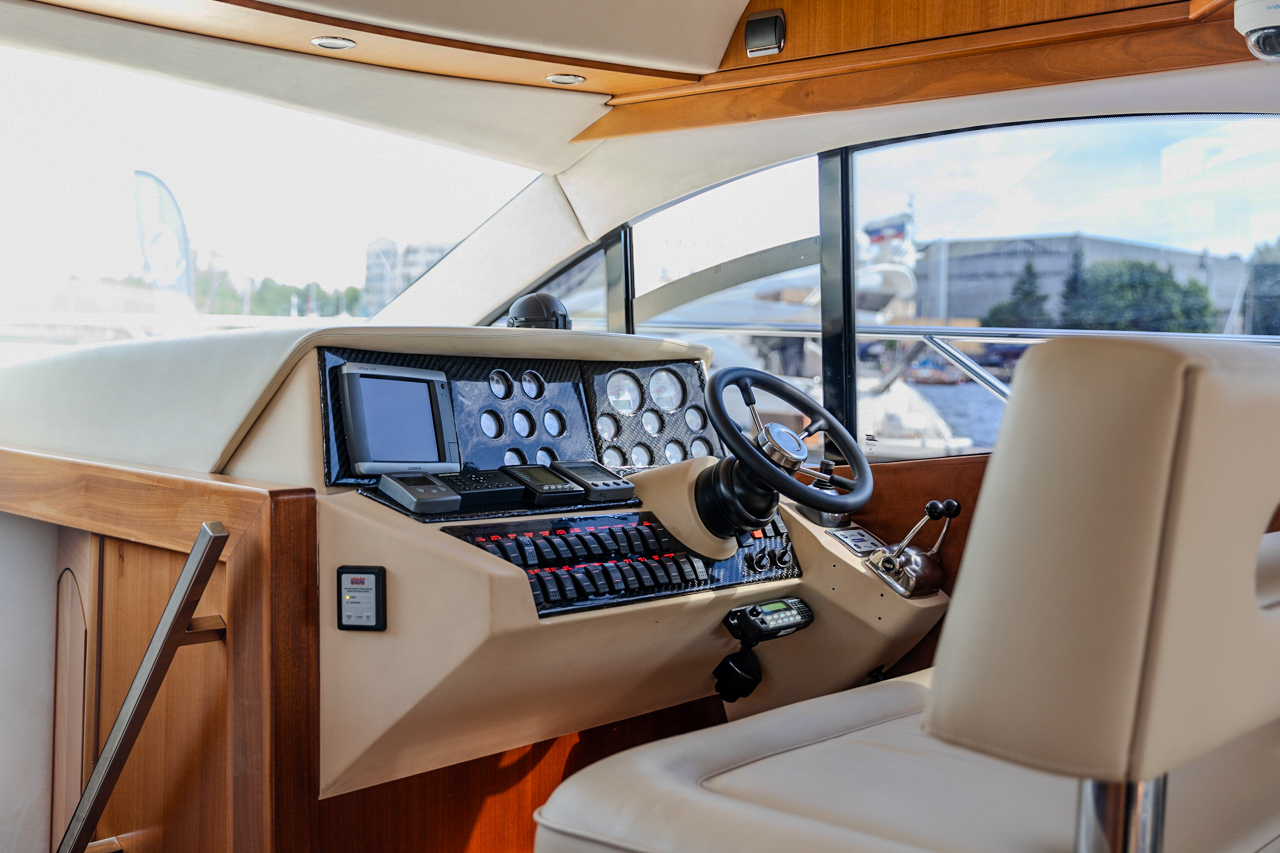 Яхта Galeon 440 8