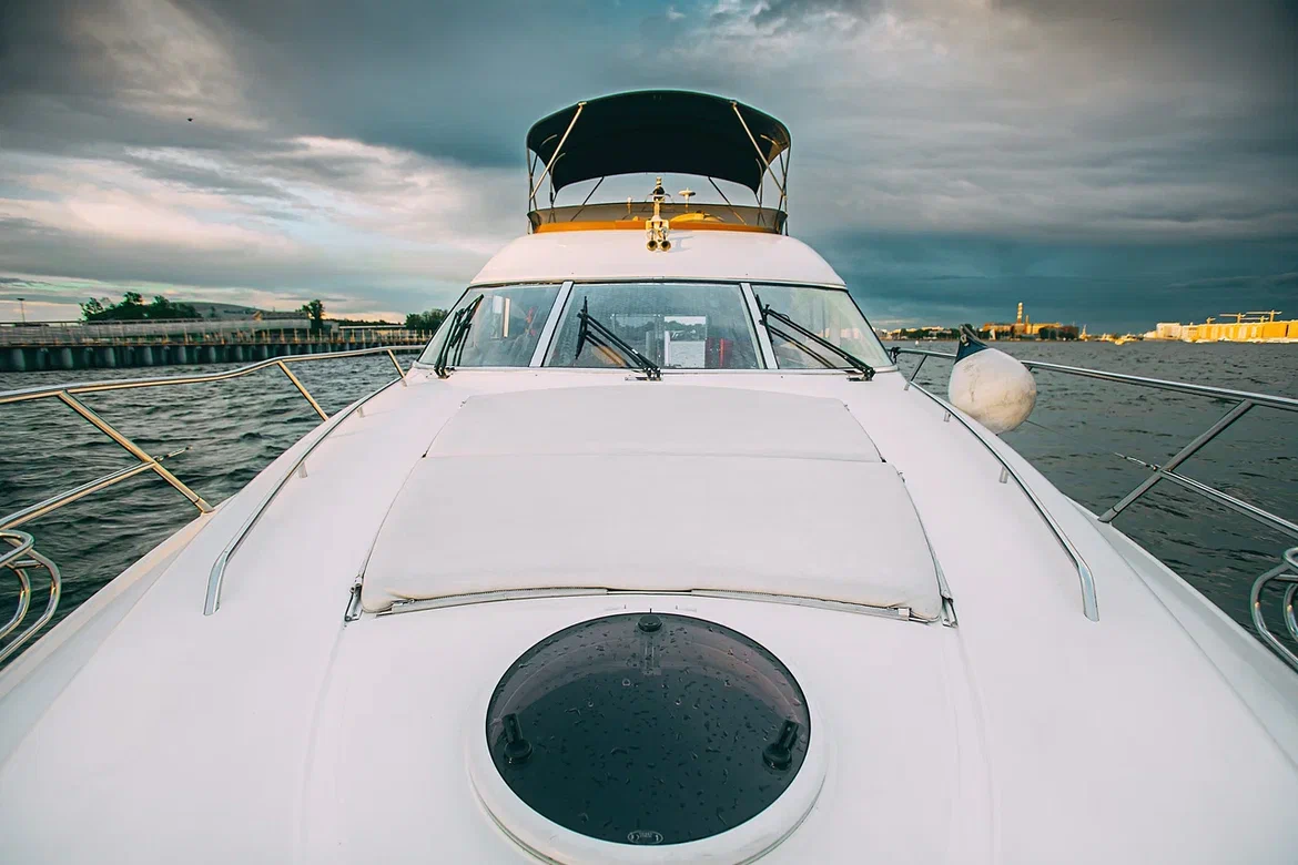 Яхта Princess 50 8