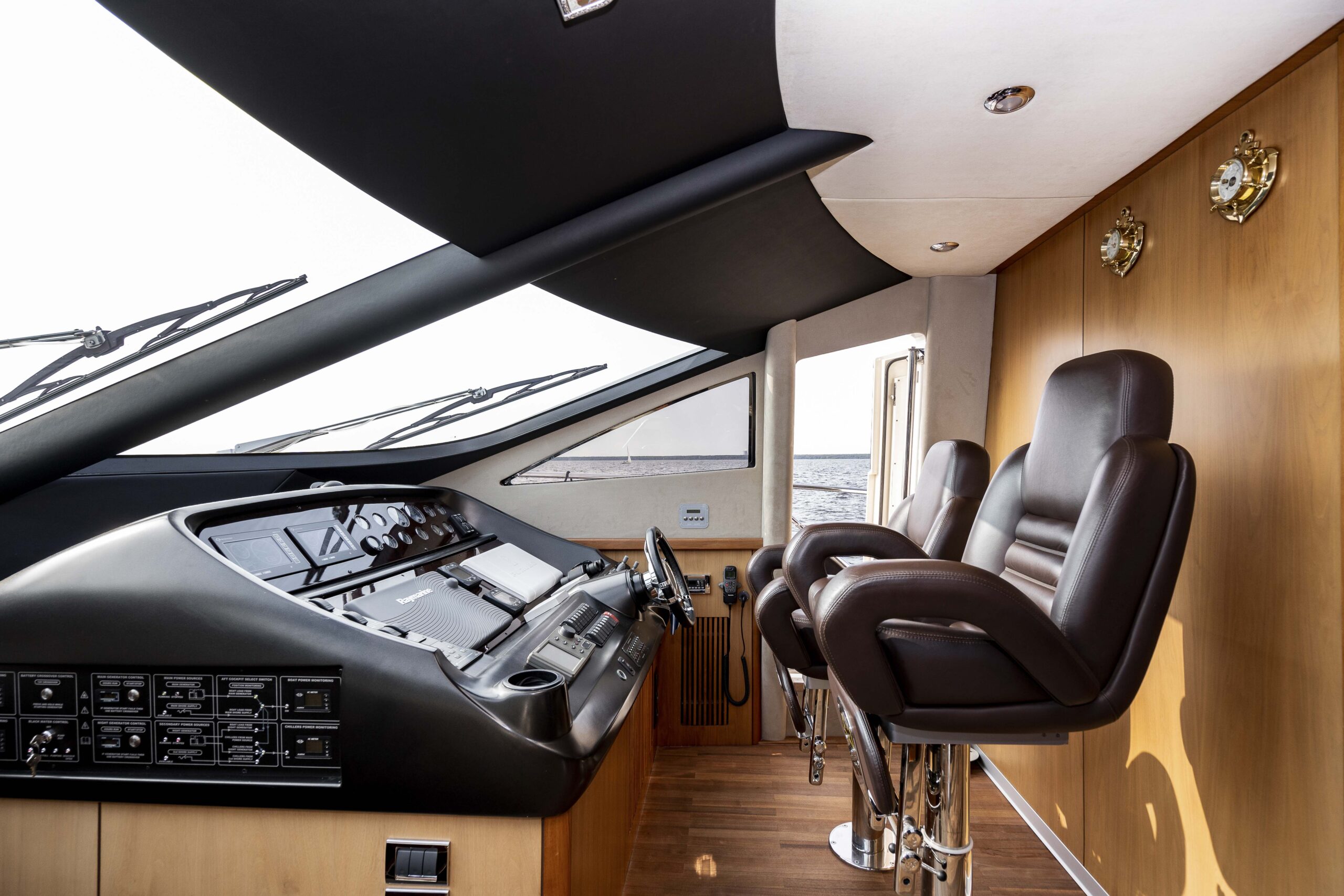 Яхта Sunseeker 70 "Pallada" 22