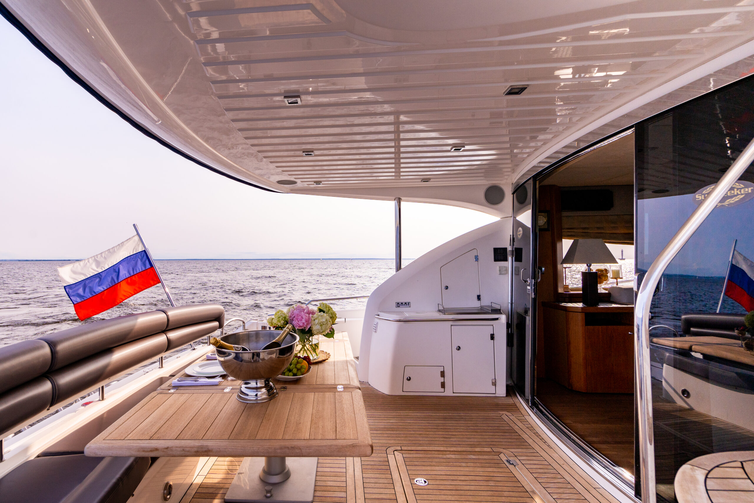 Яхта Sunseeker 70 "Pallada" 23