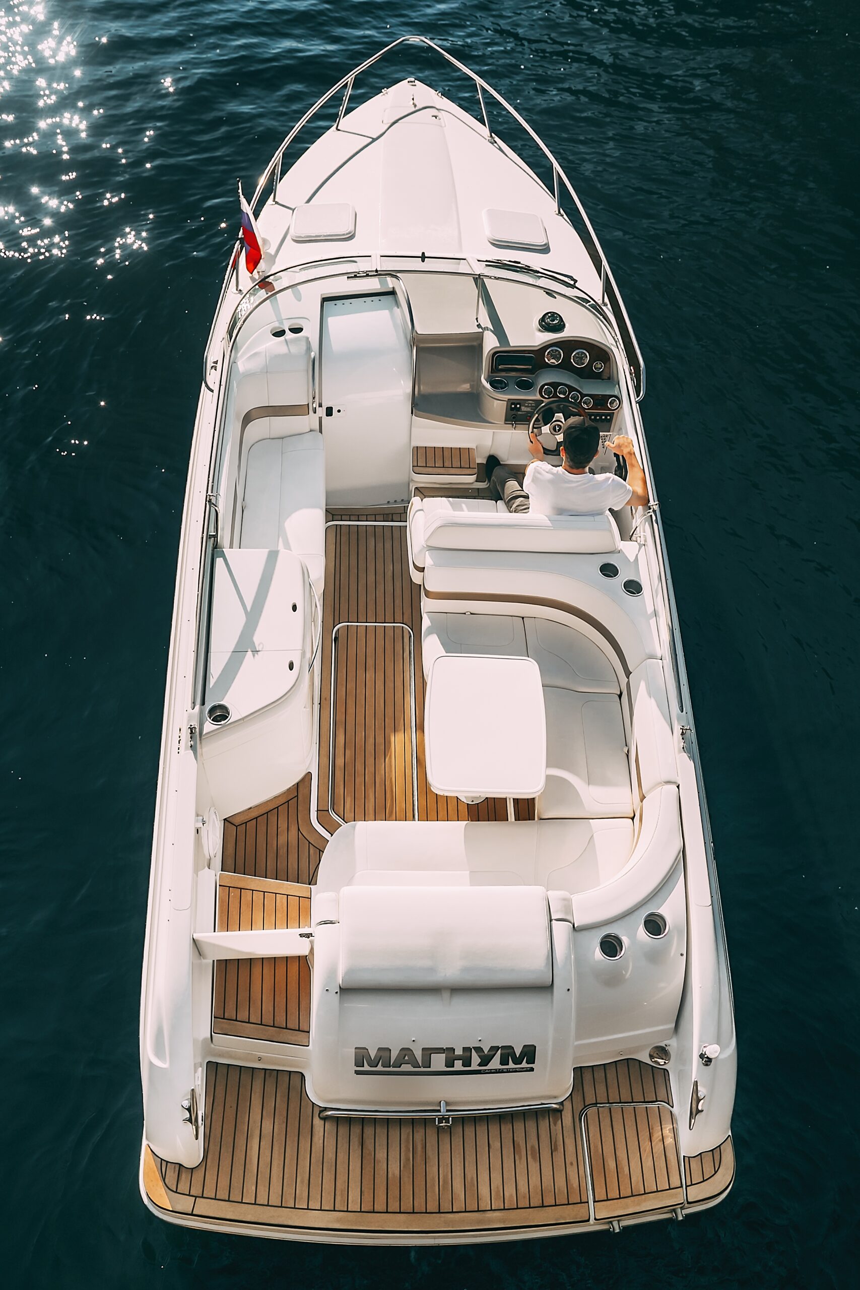 Катер Formula 260SS "MAGNUM" 9